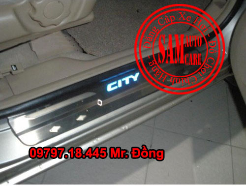Nẹp Bước Chân Có Đèn Honda City